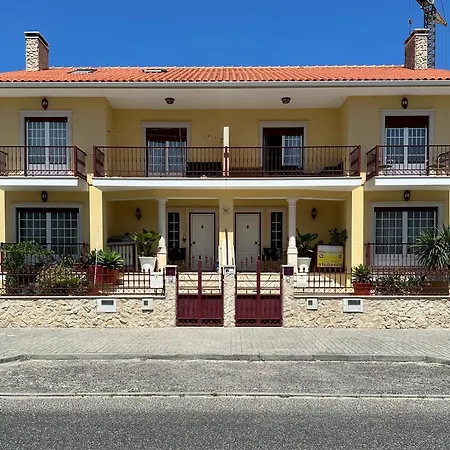 Luz Vivenda * Nazaré